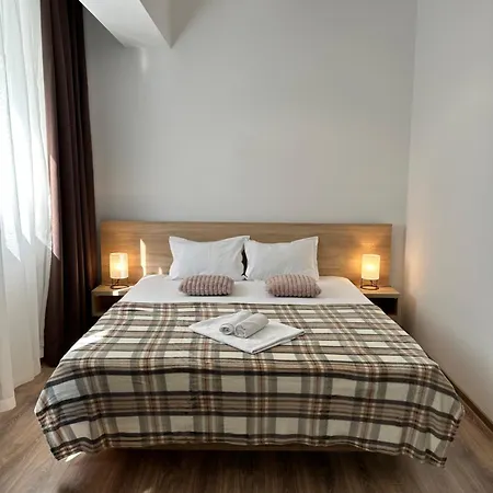 27 Rent House מלון דירות 3*