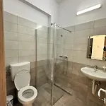 27 Rent House 3*