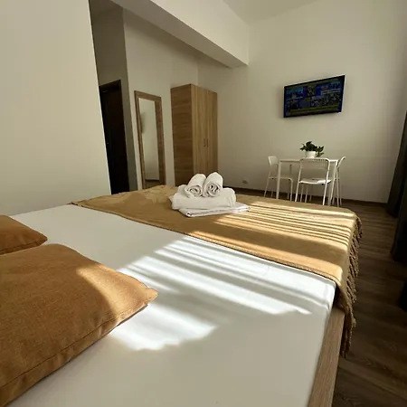 27 Rent House Apart-hotel 3*