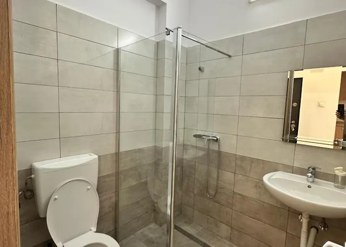 27 Rent House 3*