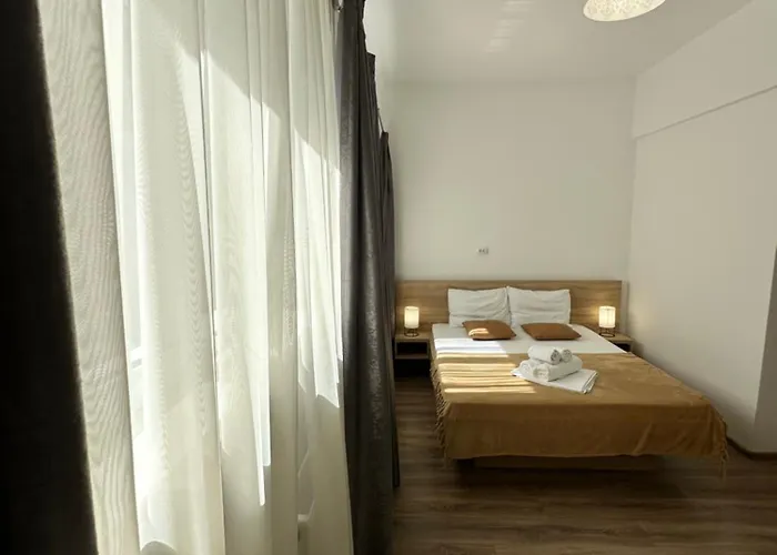 27 Rent House 3*