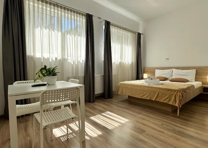 27 Rent House Aparthotel