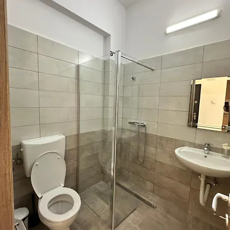 27 Rent House 3*