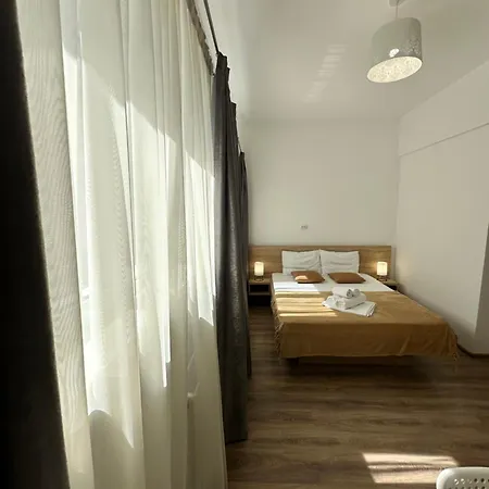 27 Rent House 3*